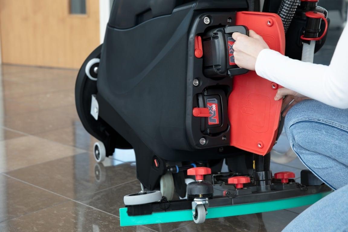 Numatic TTB3045NX-R Scrubber Dryer