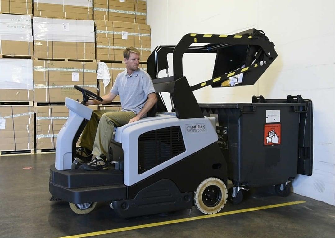 Nilfisk SW5500 Ride On Sweeper