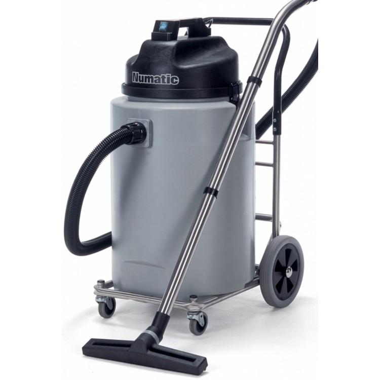 Numatic WVD2000AP Wet Vacuum Cleaner 240v