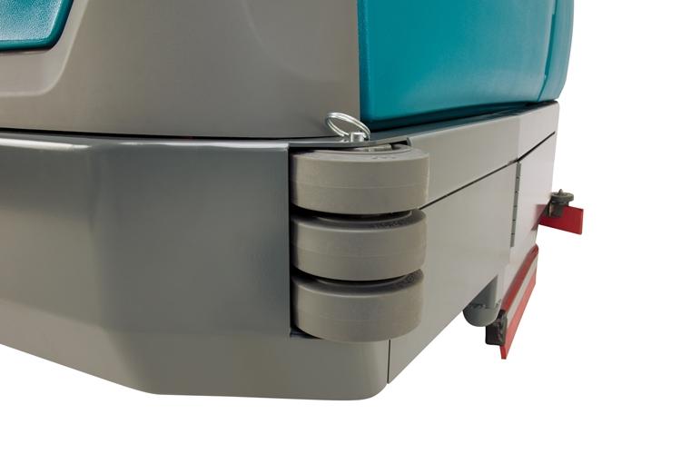 Tennant T17 Ride On Scrubber Dryer