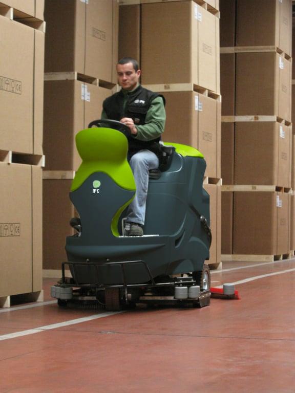 IPC Gansow Ride-On Scrubber Drier CT230 BT105 
