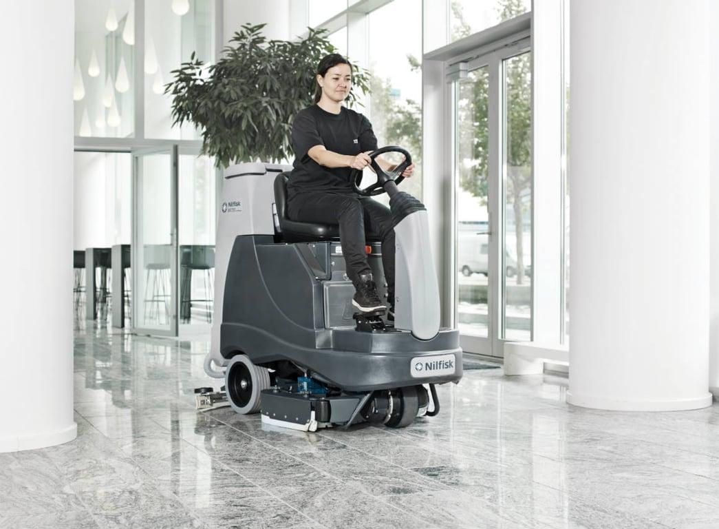 Nilfisk BR 755/855 Ride On Scrubber Drier BR755
