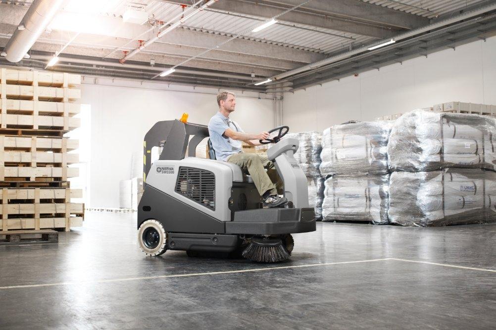 Nilfisk SW5500 Ride On Sweeper