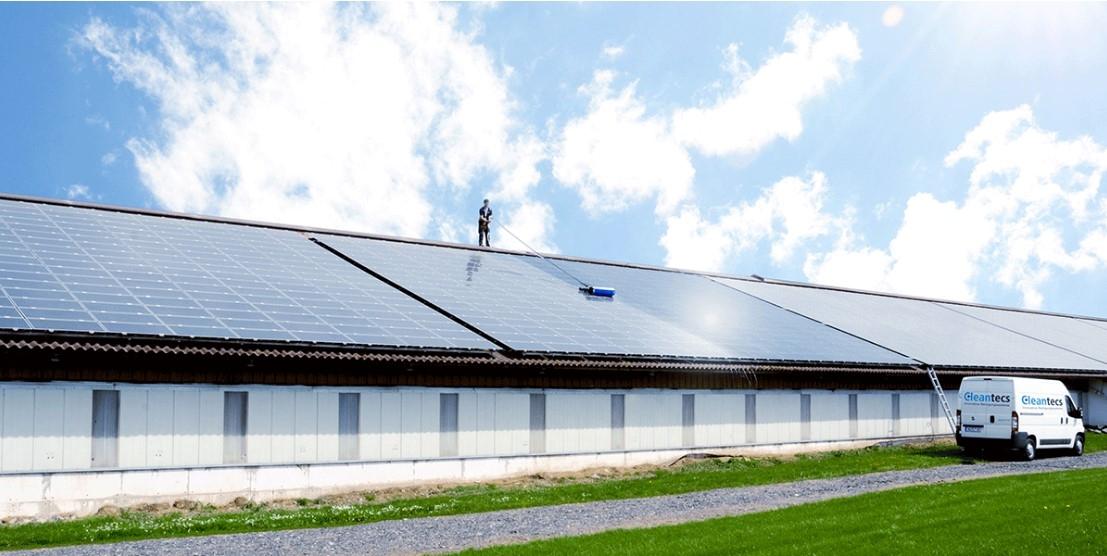 SOLA-TECS W Solar Panel Cleaning Brush