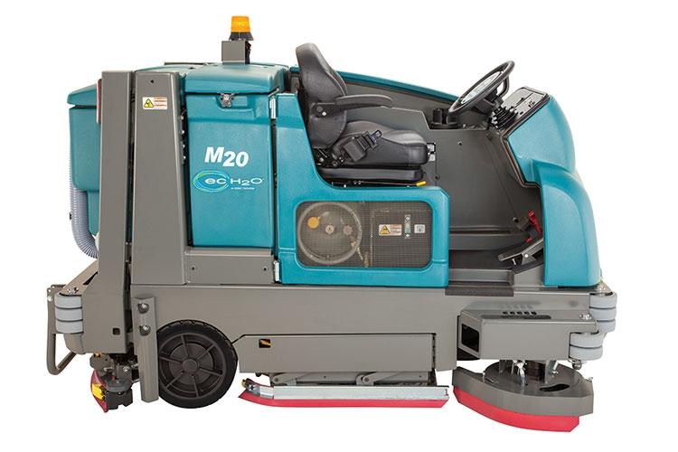 Tennant M20 Ride On Sweeper-Scrubber