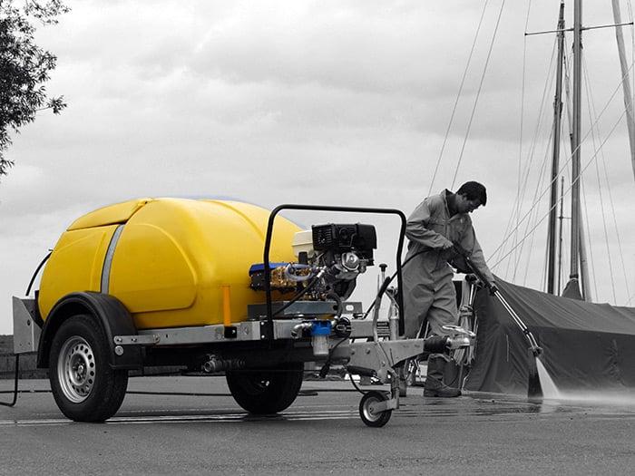 Commando® 4000 Trailer Mounted Pressure Washer & Bowser