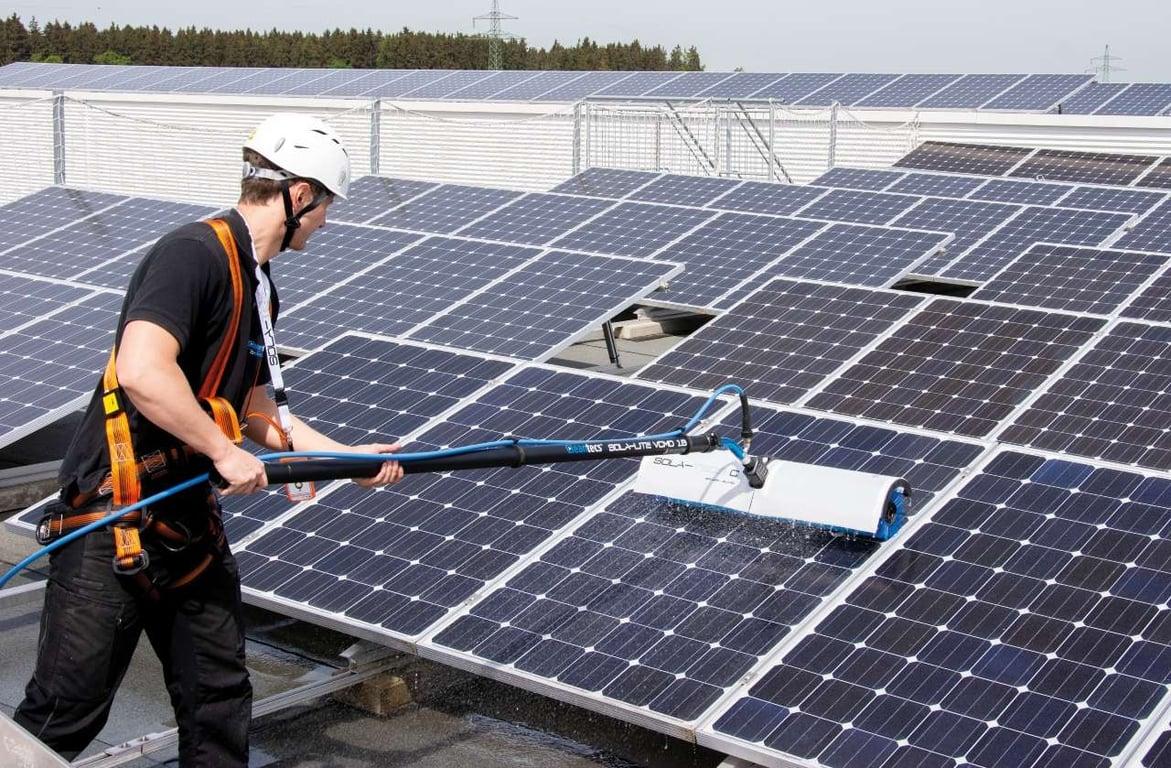 SOLA-TECS C Solar Panel Cleaning Brush 