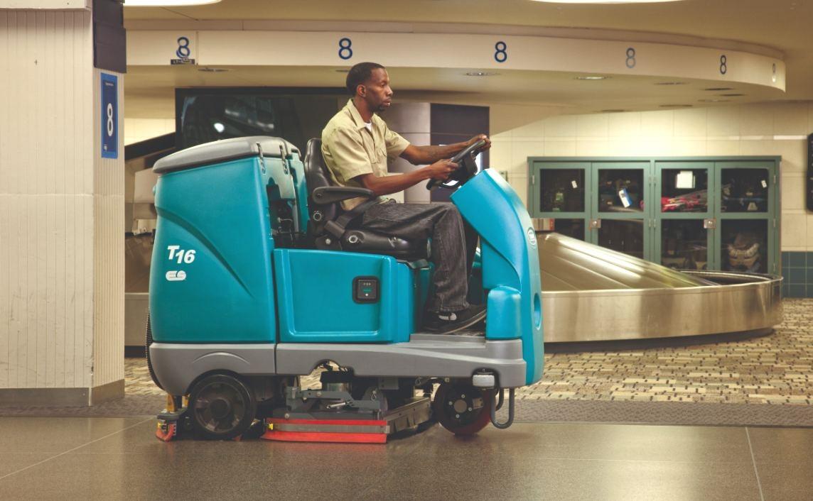 Tennant T16 Ride On Scrubber Dryer