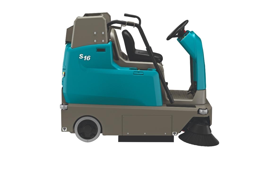 Tennant S16 Ride On Sweeper 