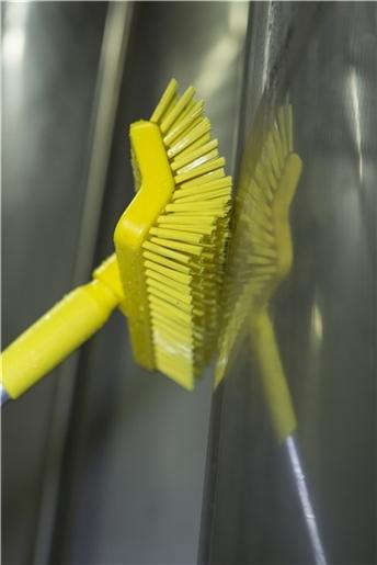 Vikan Medium Hi-Low Broom 265mm