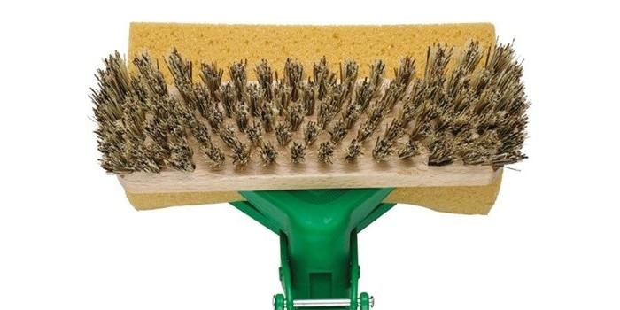 Pipe, frames & wall cleaning