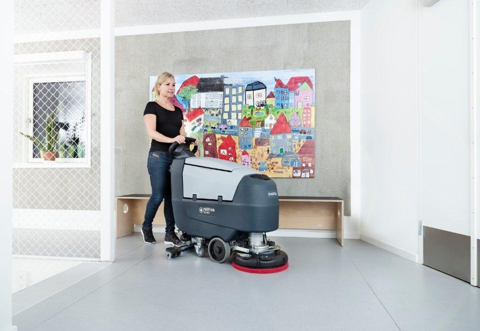 Nilfisk SC401 Scrubber Drier 