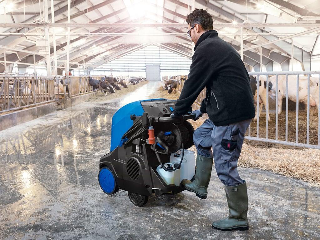 Nilfisk MH 4M Hot Water Pressure Washer 100/680 PA