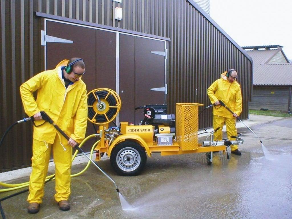 Commando® 3000 Trailer Mounted Pressure Washer