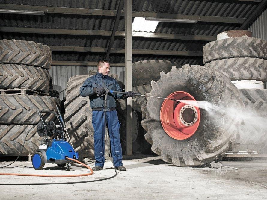 Nilfisk MC 5M Cold Pressure Washer