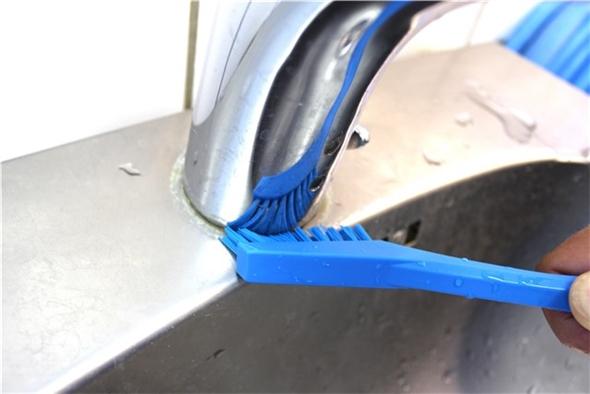 Vikan Very Hard Detail Brush 205mm
