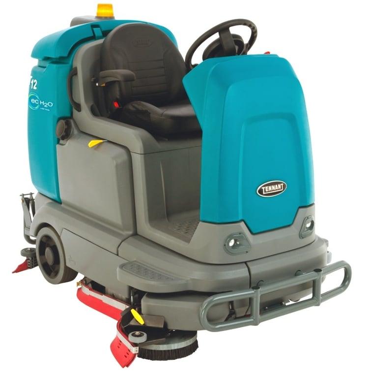 Tennant T12 Ride On Scrubber Dryer