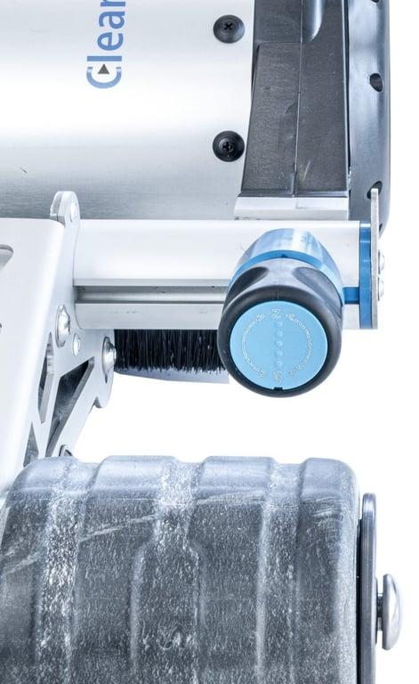 SOLA-TECS W Solar Panel Cleaning Brush
