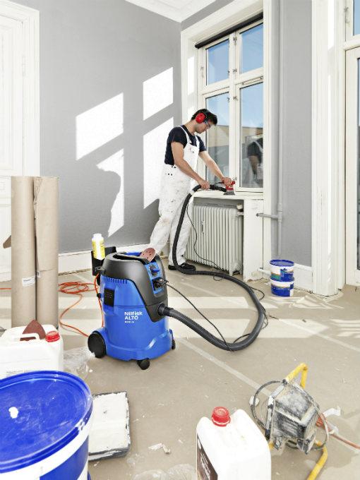 Nilfisk Aero 26-21 PC 240v/110v Vacuum Cleaner