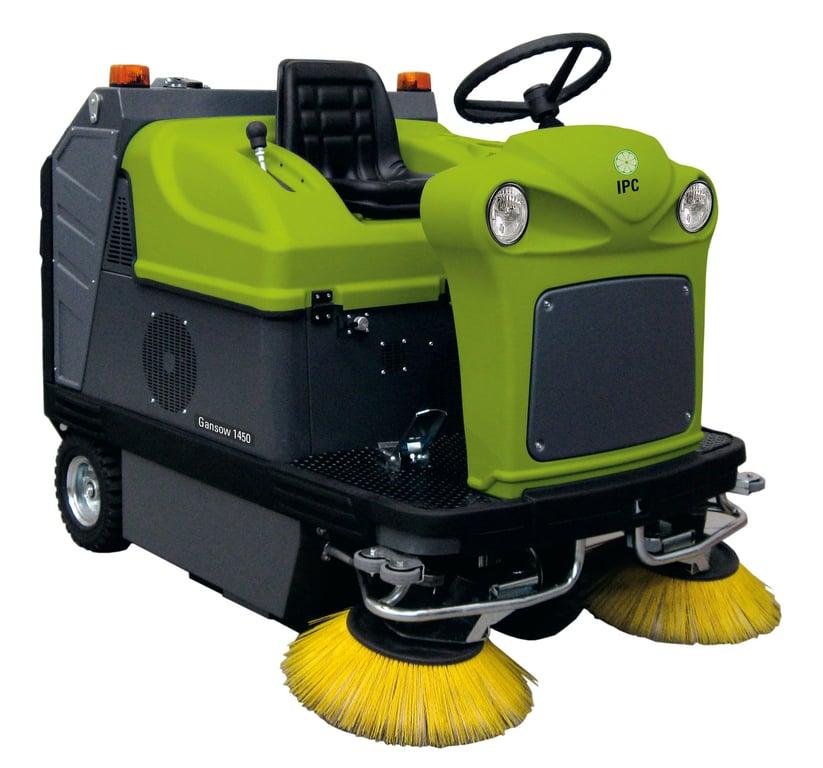 IPC Gansow 1450DP Ride-On Sweeper