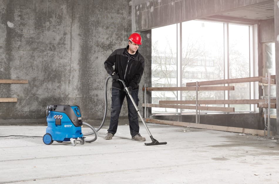 Commercial Vacuum Cleaners