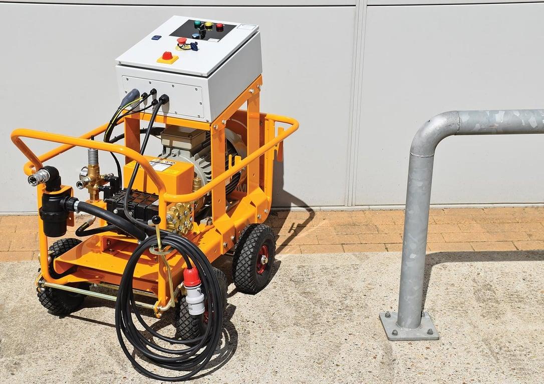 Commando 2620E Barrow Mounted Electric Pressure Washer