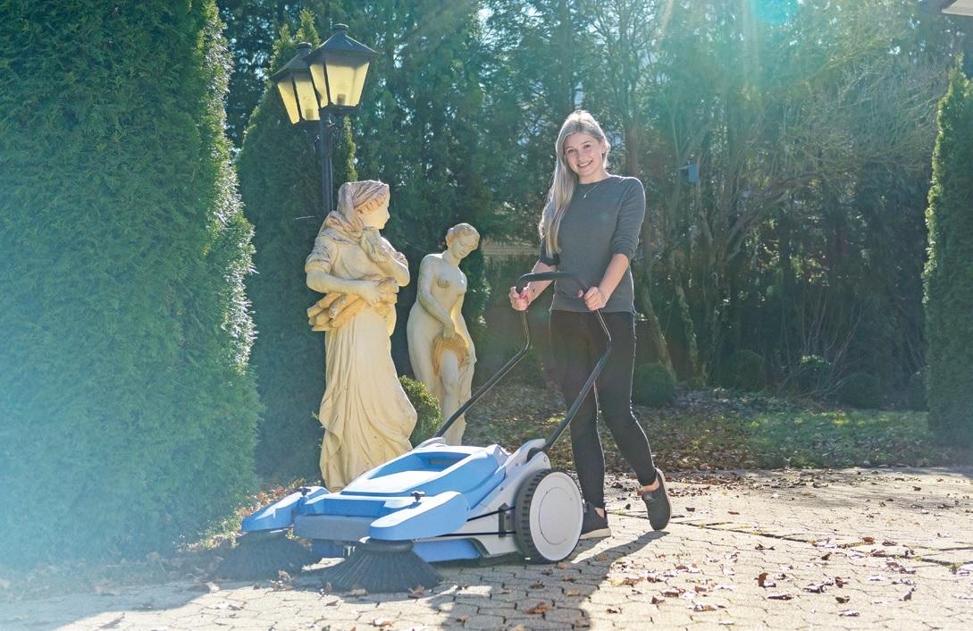 Kranzle Colly 800 Push Sweeper