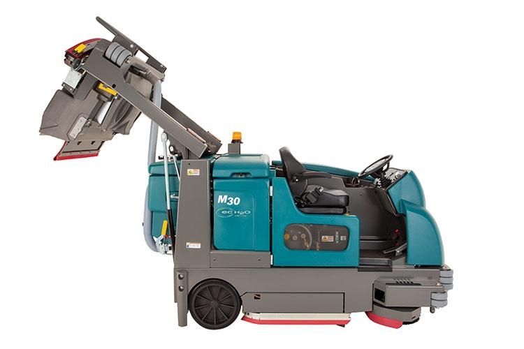 Tennant M30 Ride On Sweeper-Scrubber