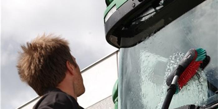 Vehicle Cleaning Tools