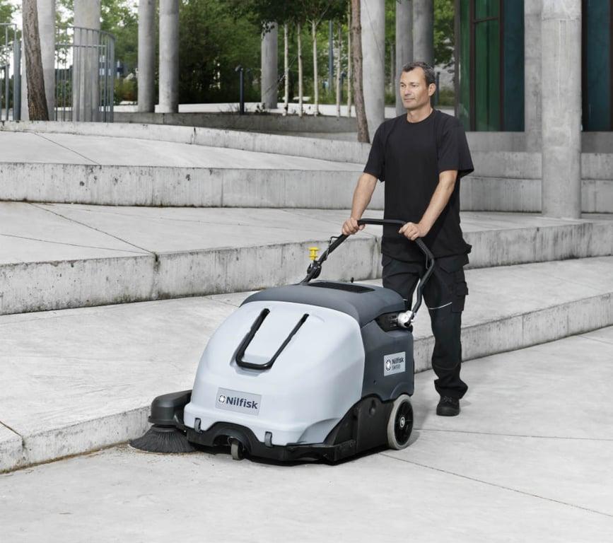 Nilfisk SW900 Sweeper 